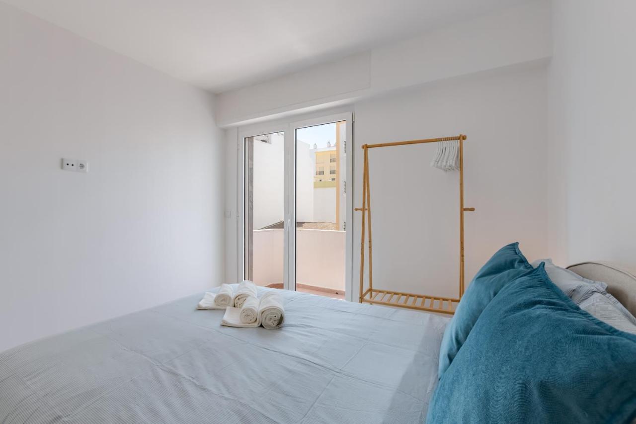 Appartamento T2 Rosa Dos Ventos, A/C & Terrace - Casas & Papeis Armação de Pêra Esterno foto