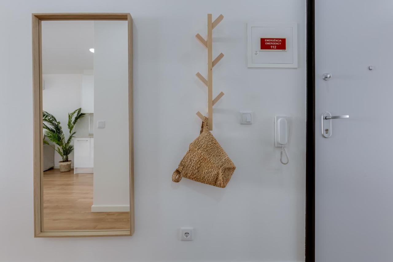 Appartamento T2 Rosa Dos Ventos, A/C & Terrace - Casas & Papeis Armação de Pêra Esterno foto