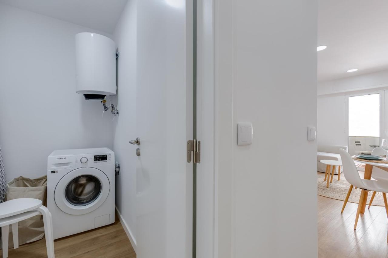Appartamento T2 Rosa Dos Ventos, A/C & Terrace - Casas & Papeis Armação de Pêra Esterno foto